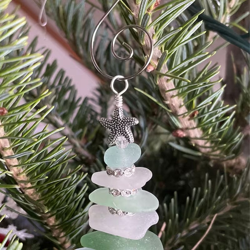 Evergreen Elegance | Resin Christmas Decoration