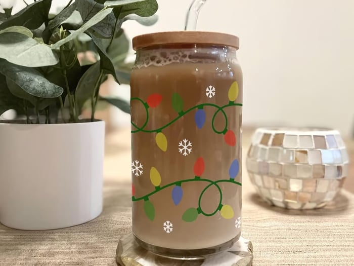 MagiCup – Color-Changing Christmas Mug