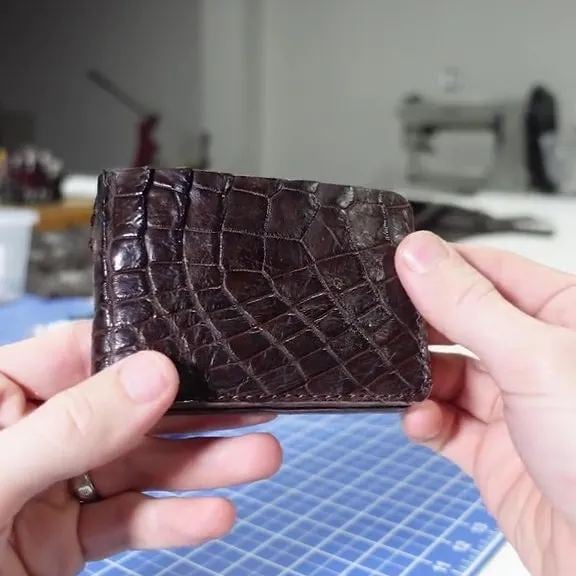 ScaleCraft - Handmade Alligator Style Wallet