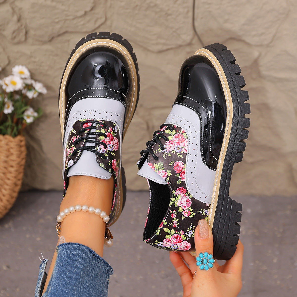 BloomStep – Women's Floral Color-Block Lace-Up Comfort Shoes