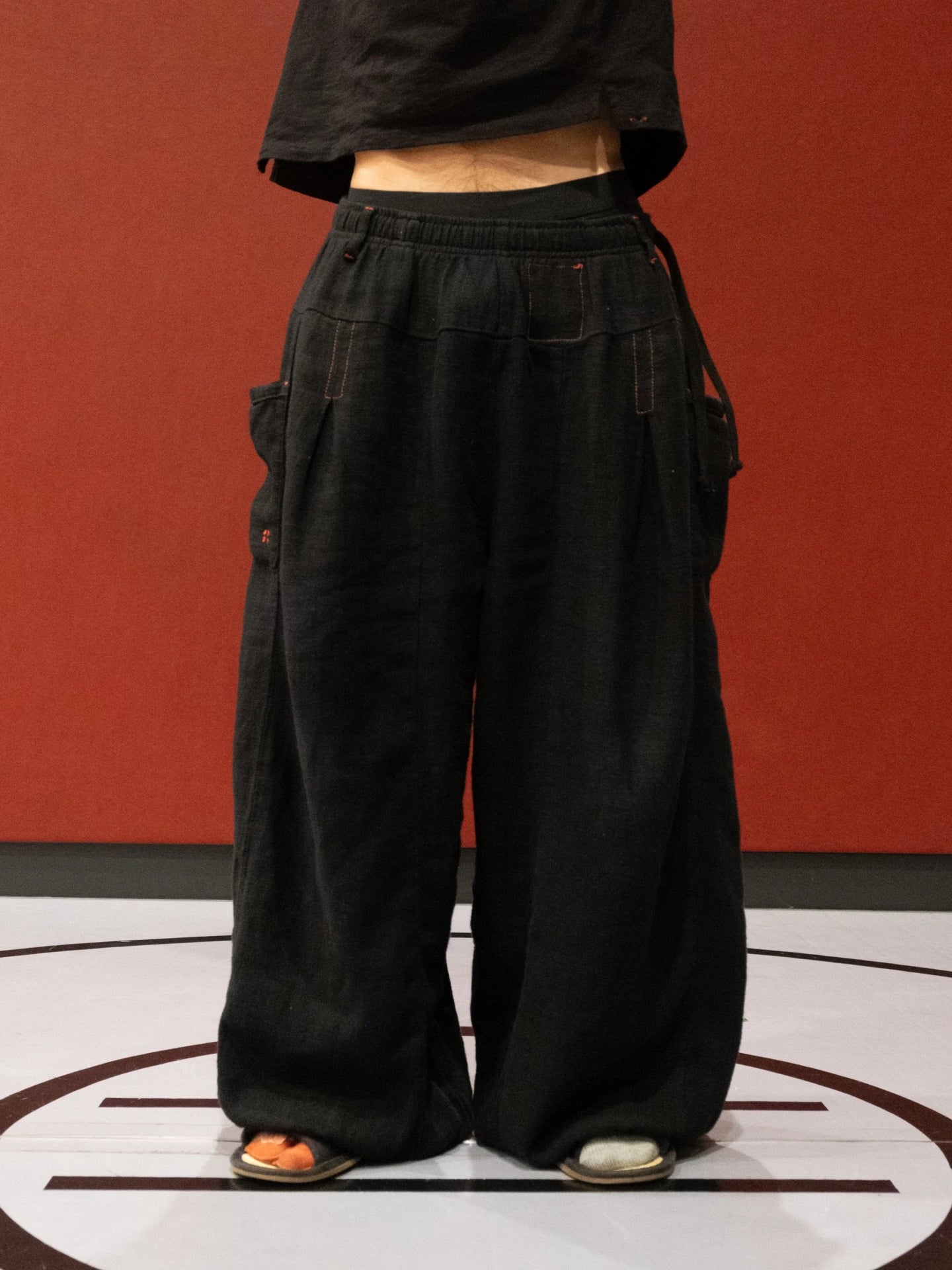 FlaxFlow – Pleated Wide-Leg Linen Pants