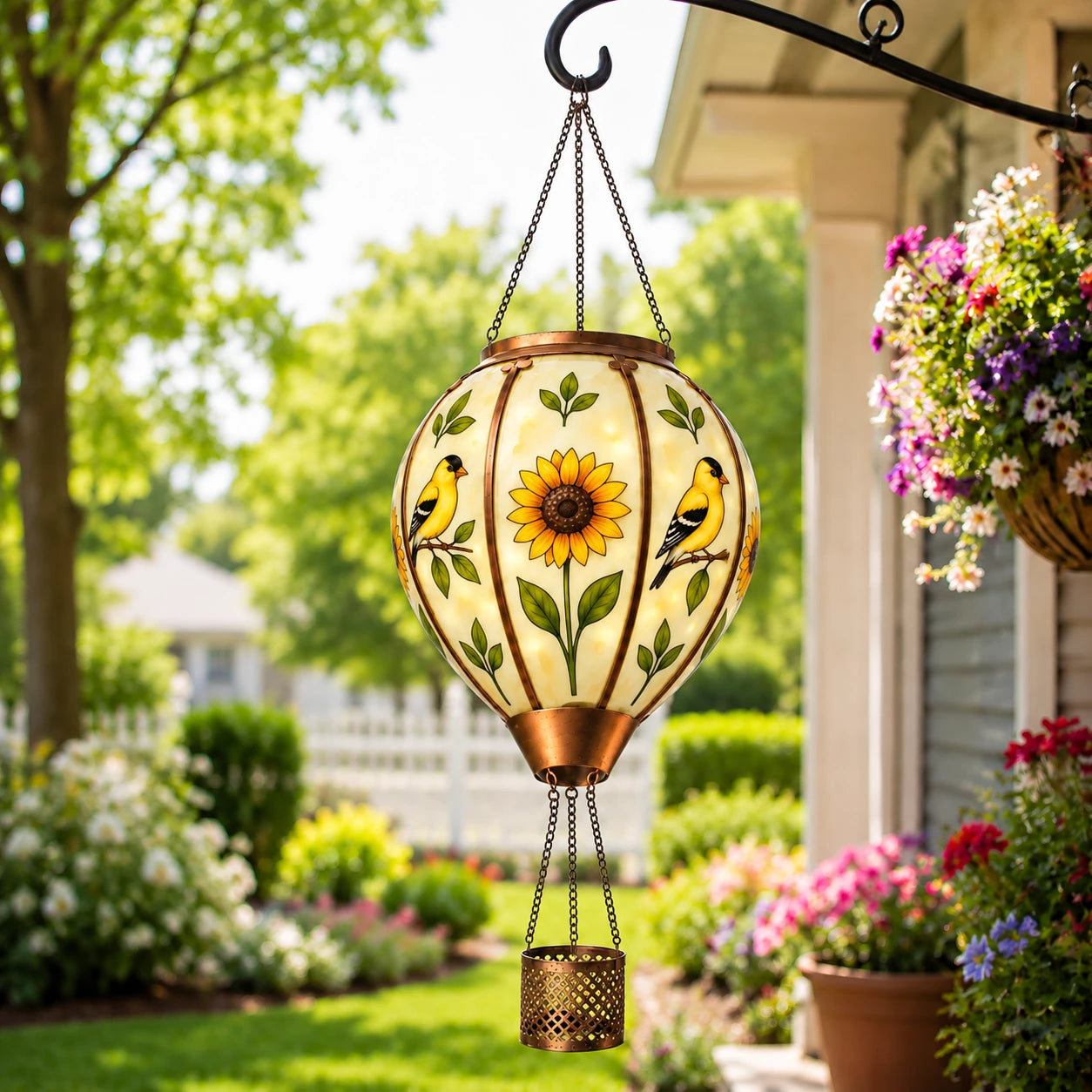 SkyGlow – Hand-Painted Hot Air Balloon Solar Lantern with Flame Effect