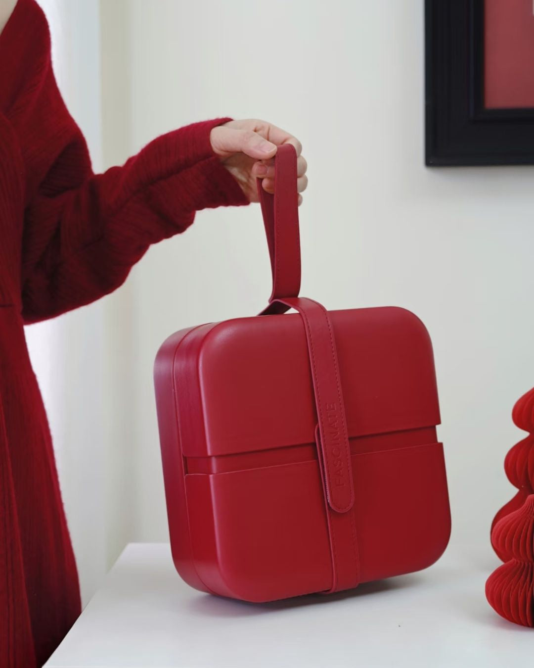 GlowCase – Travel Makeup Bag with Built-In LED Mirror