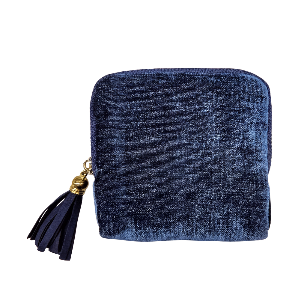 GemNest – Tangle-Free Chenille Jewelry Travel Case