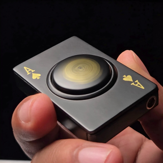 🃏AceSpin – Poker Card Fidget Spinner Lighter, Ace of Spades Design