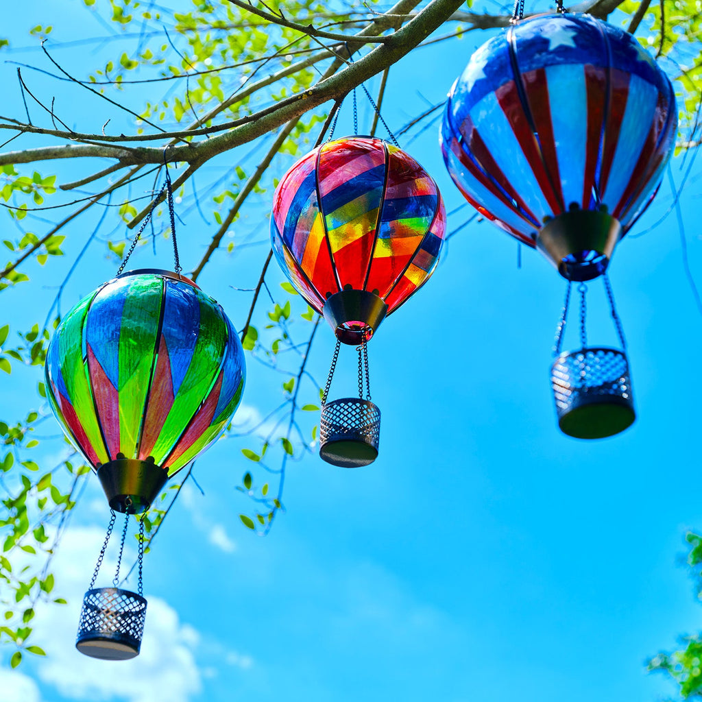 SkyGlow – Hand-Painted Hot Air Balloon Solar Lantern with Flame Effect