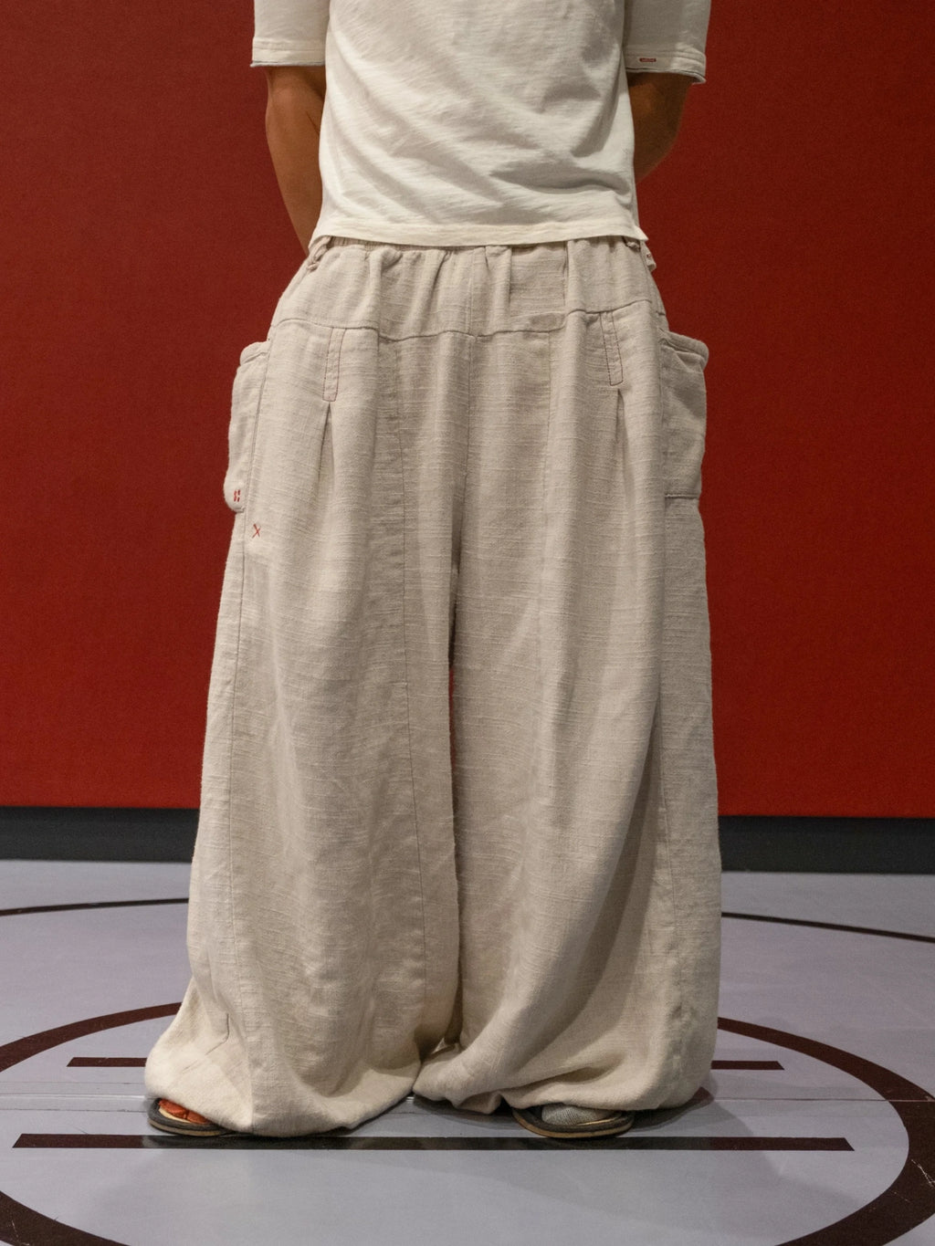 FlaxFlow – Pleated Wide-Leg Linen Pants