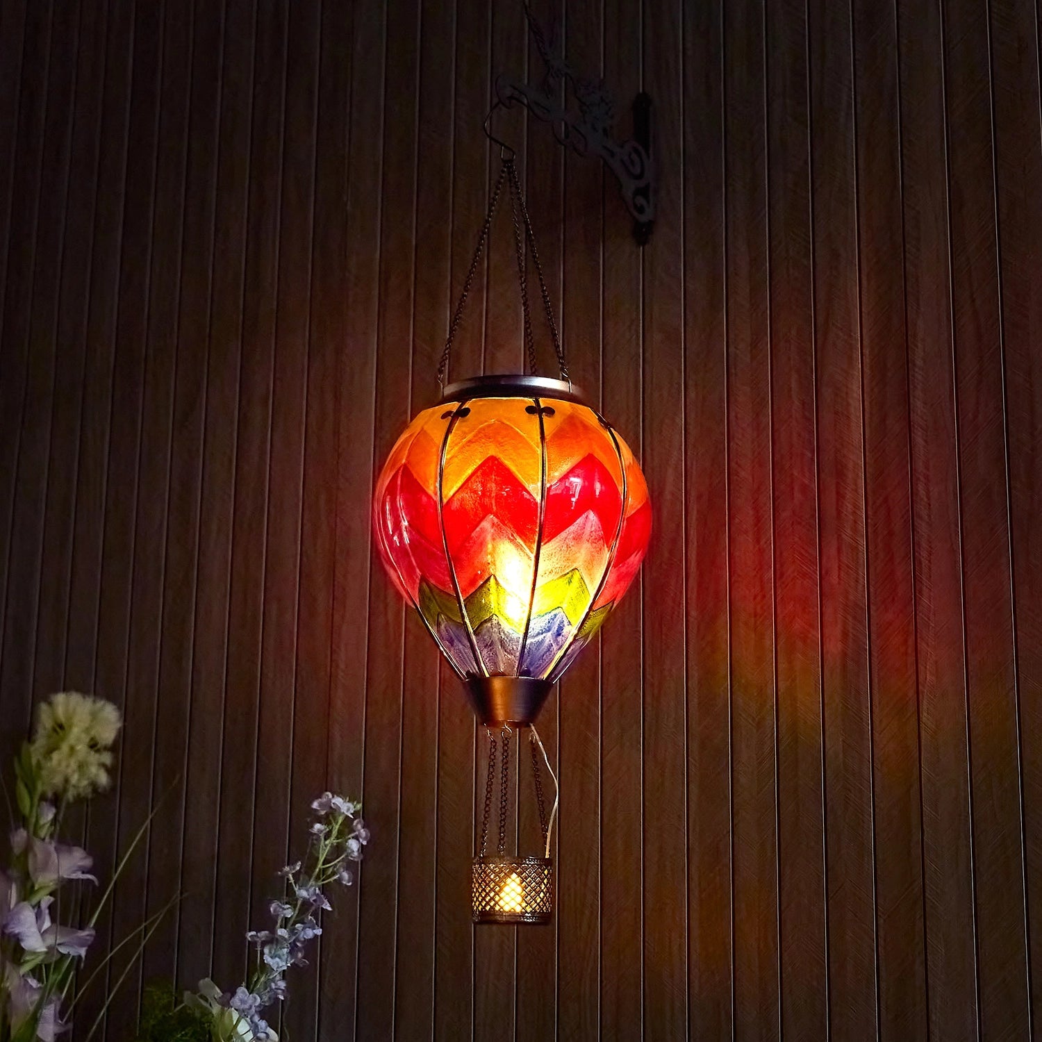 SkyGlow – Hand-Painted Hot Air Balloon Solar Lantern with Flame Effect