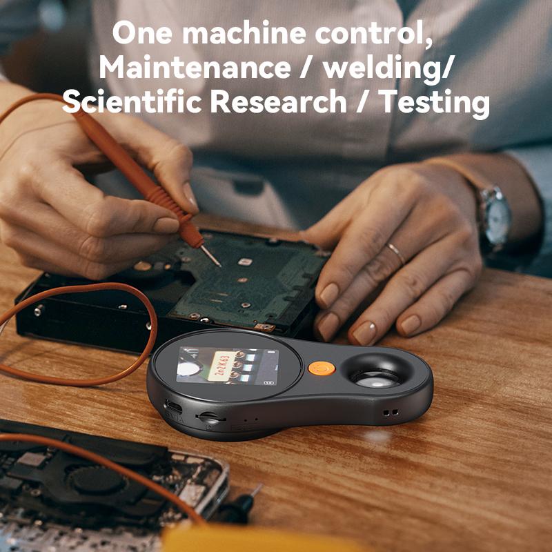 ZoomPro - Handheld Magnifying Glass