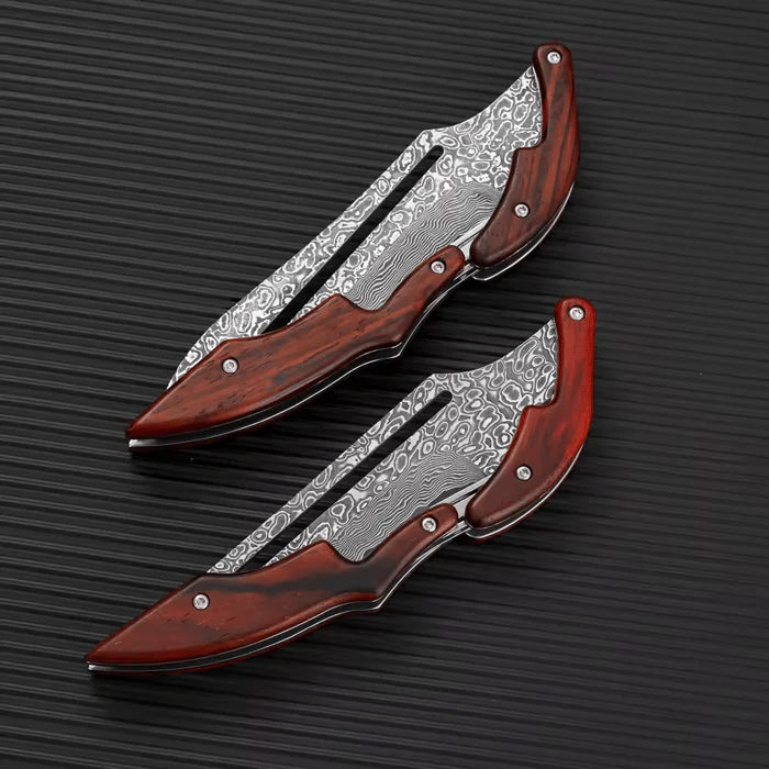 BladeCraft – Hand Forged Damascus Steel Folding Knife