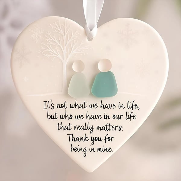 AquaHeart – Handcrafted Sea Glass Friendship Decor