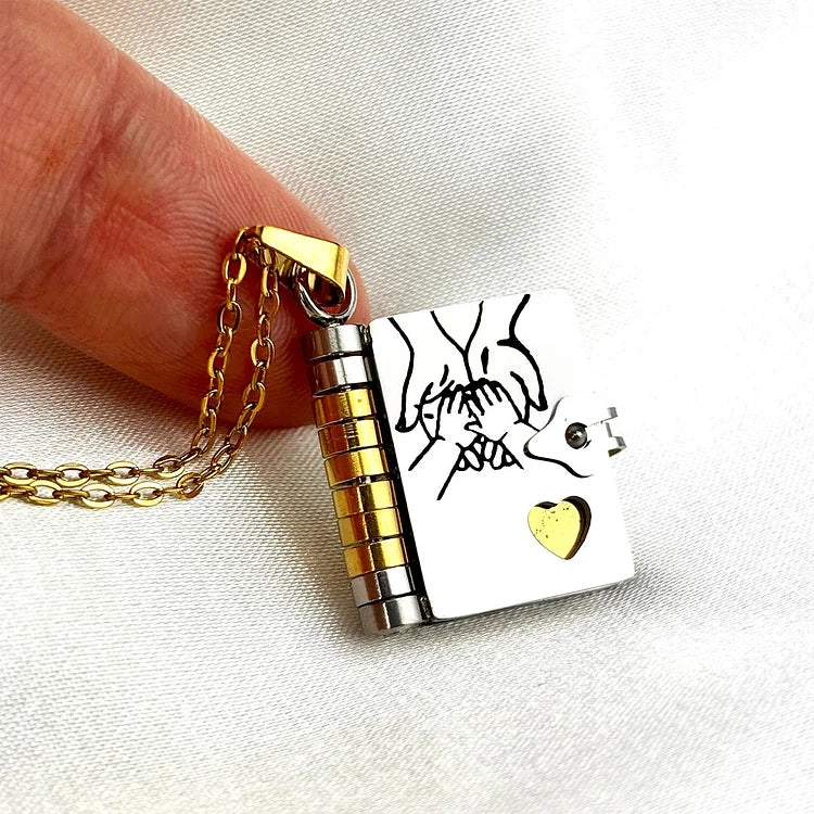 LovePages – Keepsake Book Pendant