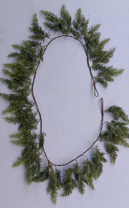EverCedar – Realistic Winter Garland
