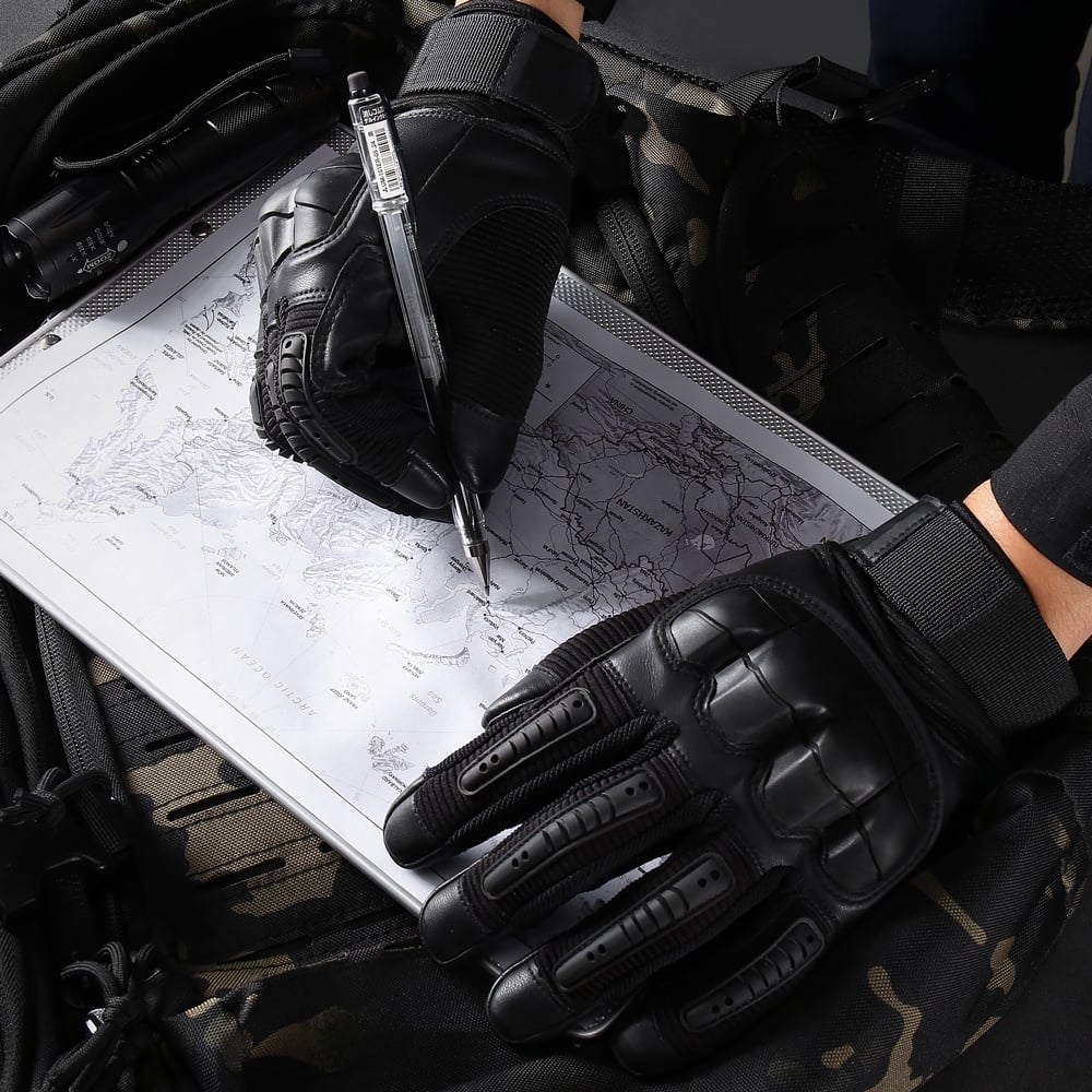 IronGrip – Heavy Duty Tactical Gloves