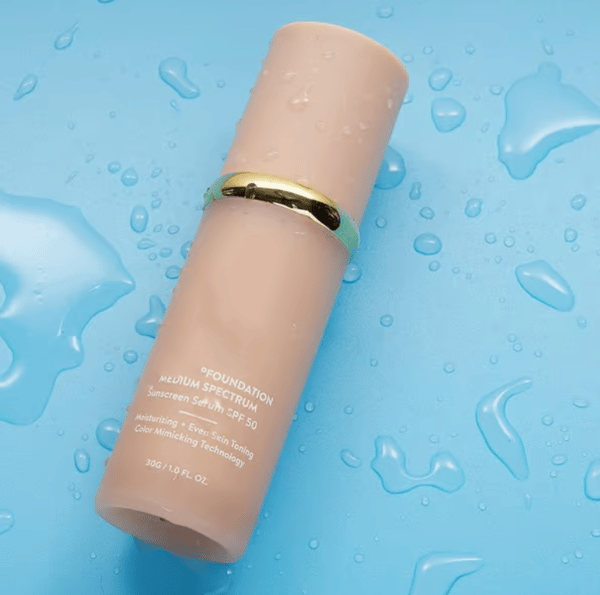 NudePerfect | 4-in-1 Medium Tone Foundation