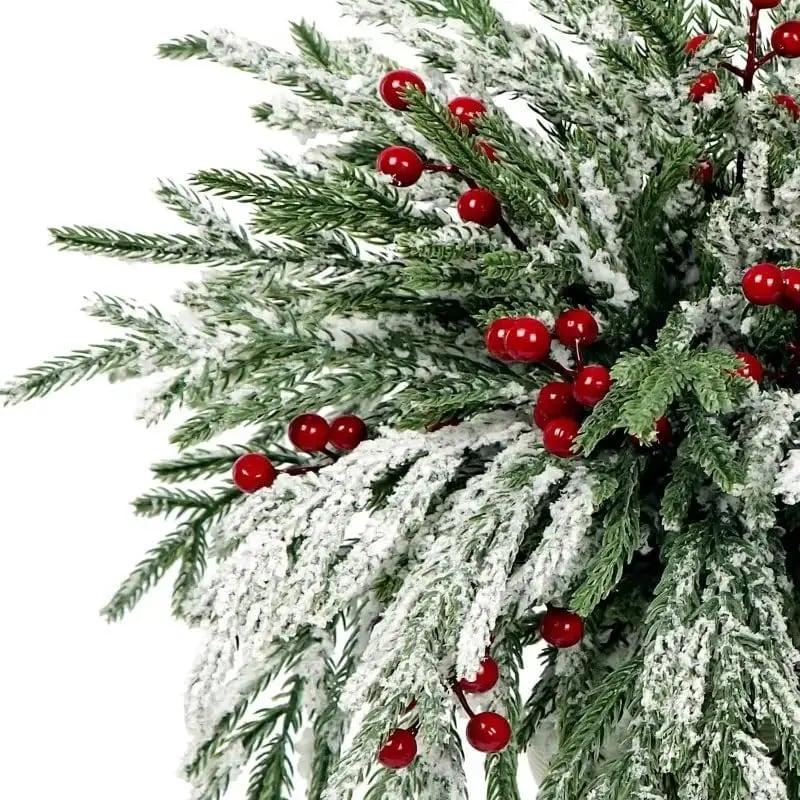 PineBerry – Christmas Greenery Branches