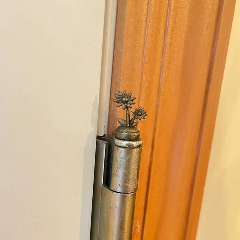 HingeCraft - Thoughtful Head Sculpture