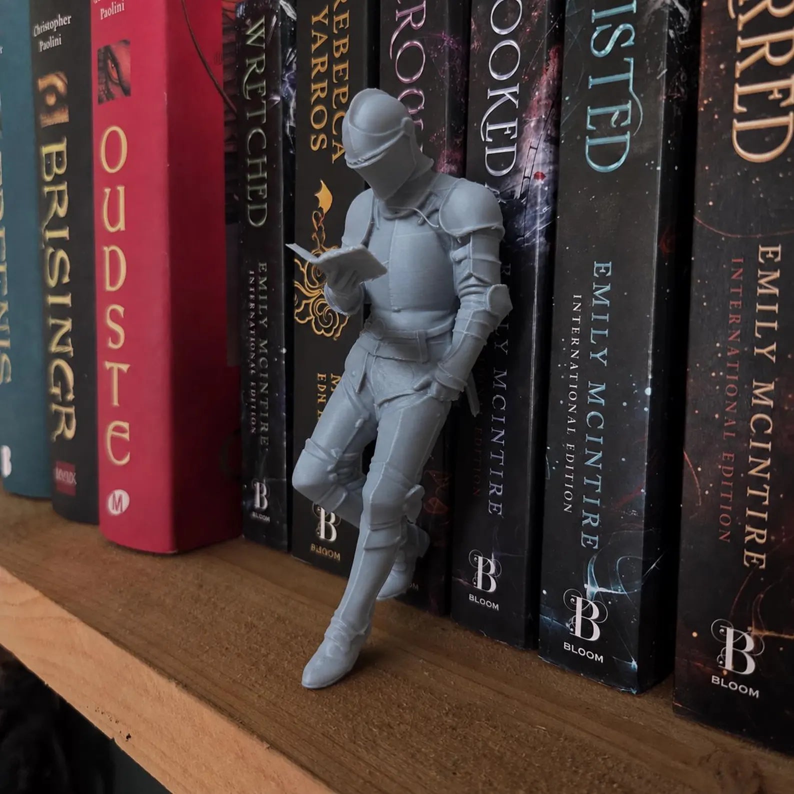 CastleGuard – Medieval Knight Fantasy Book Nook