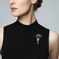 BloomBrooch  – Artistic Wearable Flower Holder Brooch