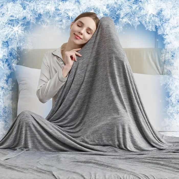 CoolBreeze – Ultimate Summer Cooling Blanket