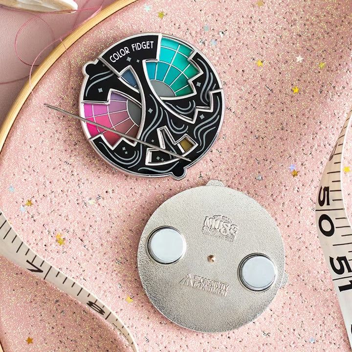 TwiddlePop – Fun Color Shift Enamel Pin