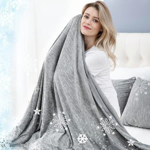 CoolBreeze – Ultimate Summer Cooling Blanket