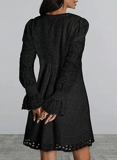 PetalEase – Soft Eyelet Lace Dress