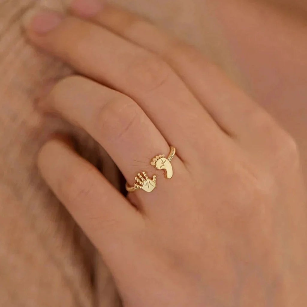 TinyLove – Baby Hand & Feet Ring for Expecting Moms