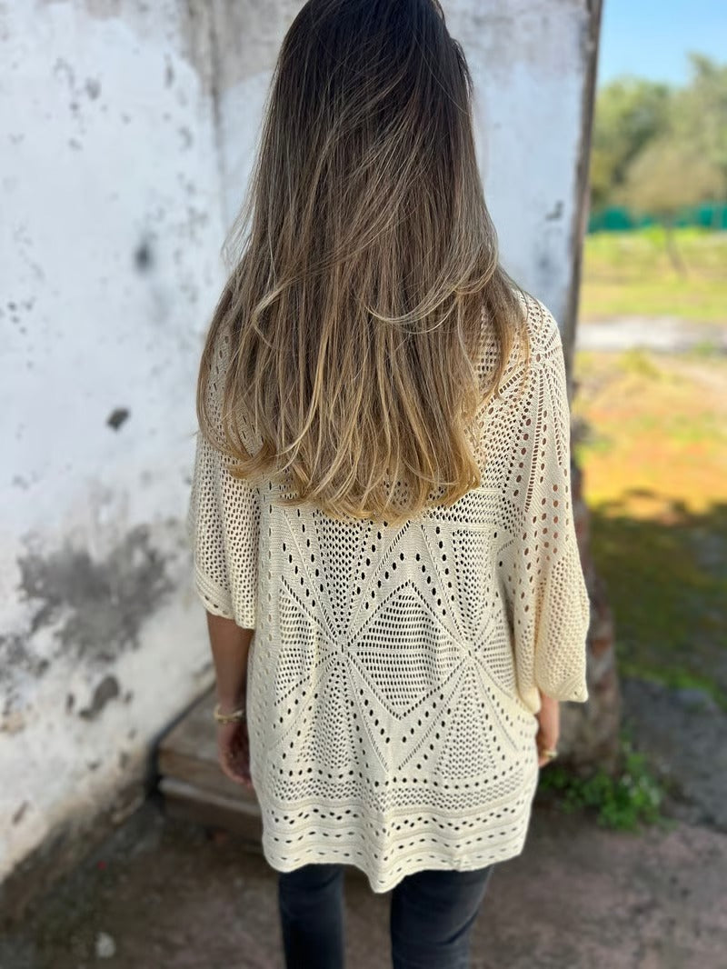 BreezeLoom – Lightweight Hollow Knit Cardigan