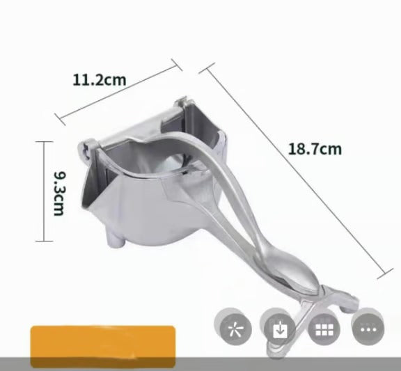 CitrusCrush – Manual Juice Squeezer