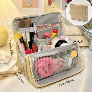 GlamStand – Large Capacity Standing Makeup Bag