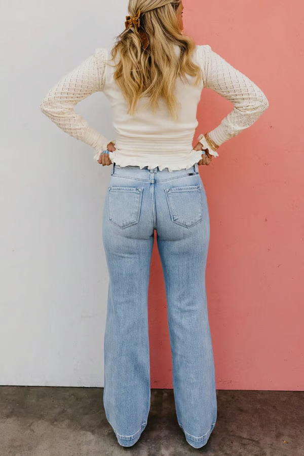 CurveEase – Plus Size Tummy Control Vintage Jeans