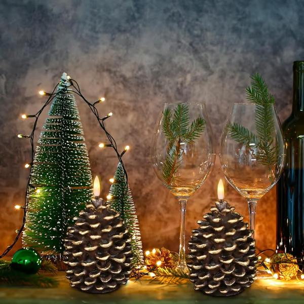 GlowCone – Flameless Pinecone Candle Set