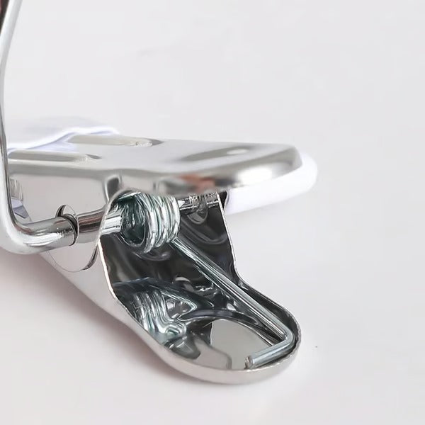 HangSmart – Space-Saving Clothes & Hat Hook
