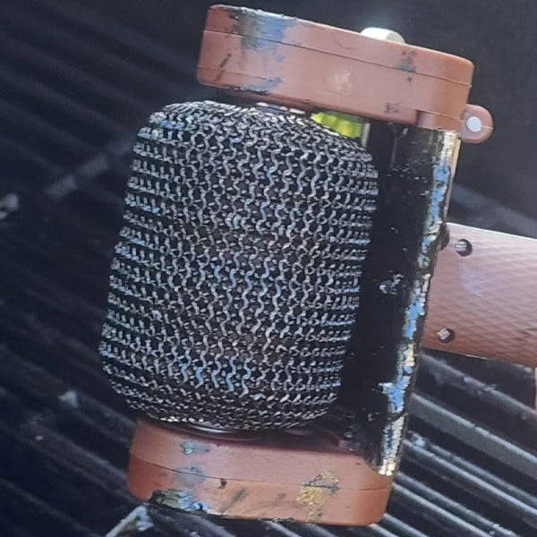 GrillPro – Portable Bristle-Free Grill Scrubber