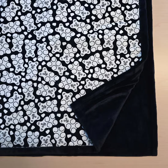 ColorWeave – DIY Coloring Blanket