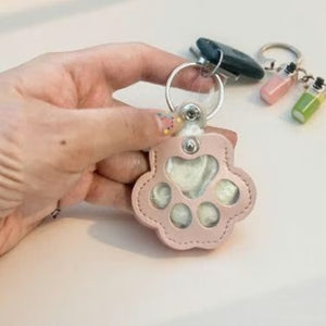 PawLuxe – Leather Pet Paw Keychain Charm