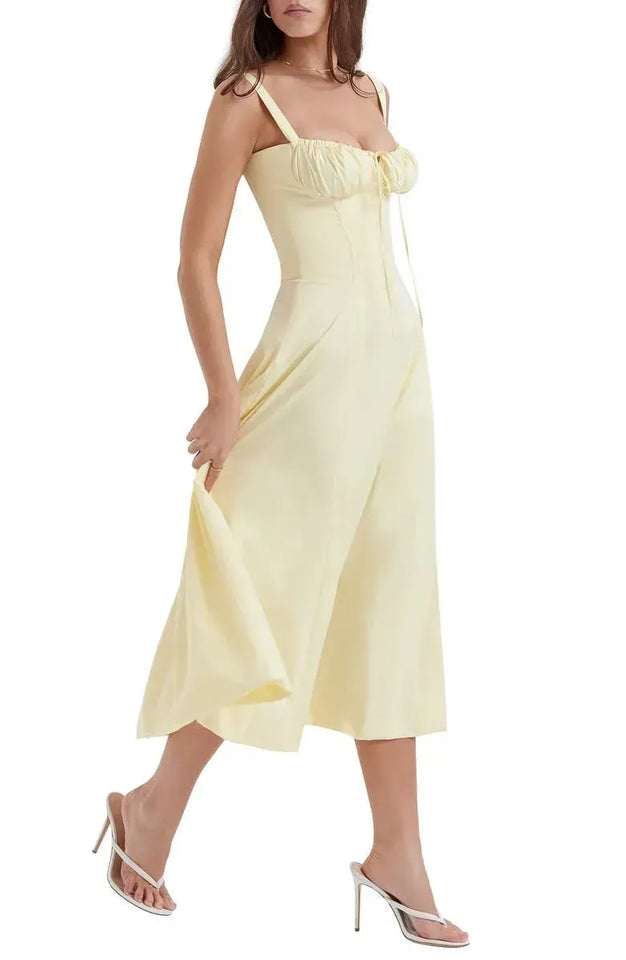 BloomCinch – Sculpted Elegance Floral Dress