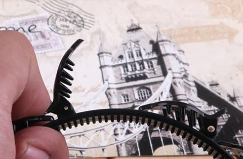 CharmClip – Stylish Double Bangs Hairpin Gift Set