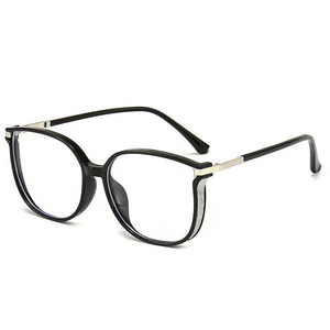 ClarityChic – Fashionable Blue Light Reading Glasses for Women