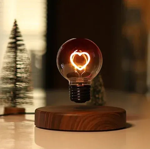 AmoGlow – Magnetic Floating Heart Lamp