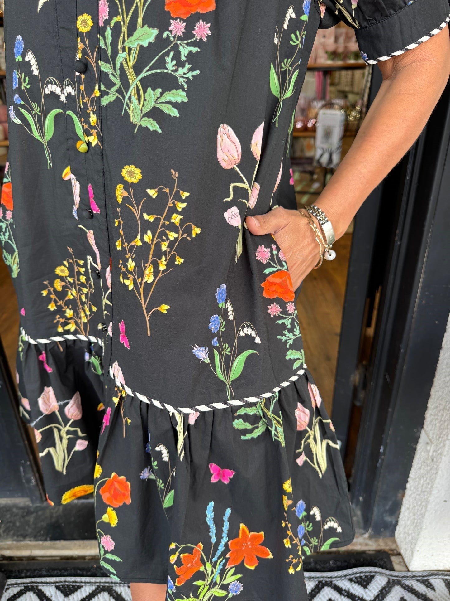 NatureLuxe – Premium Botanical Print Midi Dress
