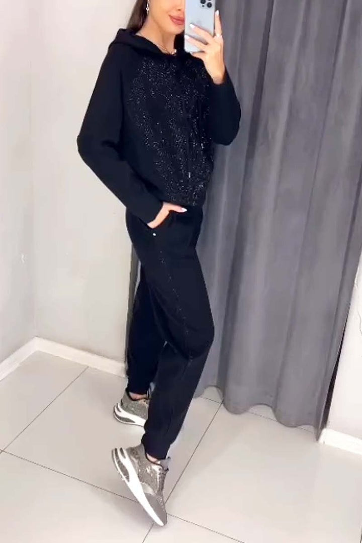 UrbanMotion – Premium Hooded Track Suit