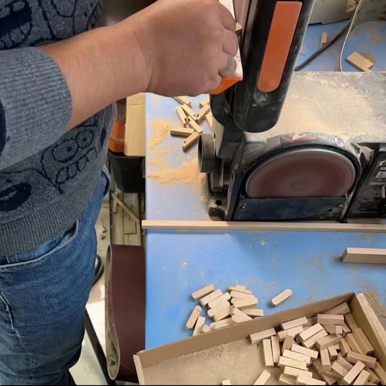 Handmade Balloon Heads Wooden Fighter Puppets marnetic