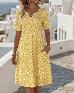 Leichtes florales A-Linien Kleid mit Rüschenkragen – zeitlos & feminin