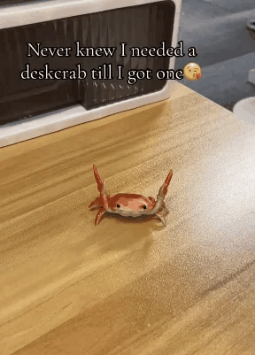 CrabLift – 🤣 Funny 🦀 Cute Crab-Shaped Pen Holder