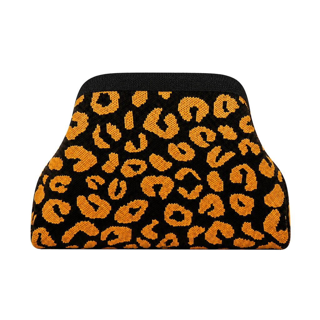 SnapKnit – Snap-Shut Knitted Makeup Bag with Wide Opening