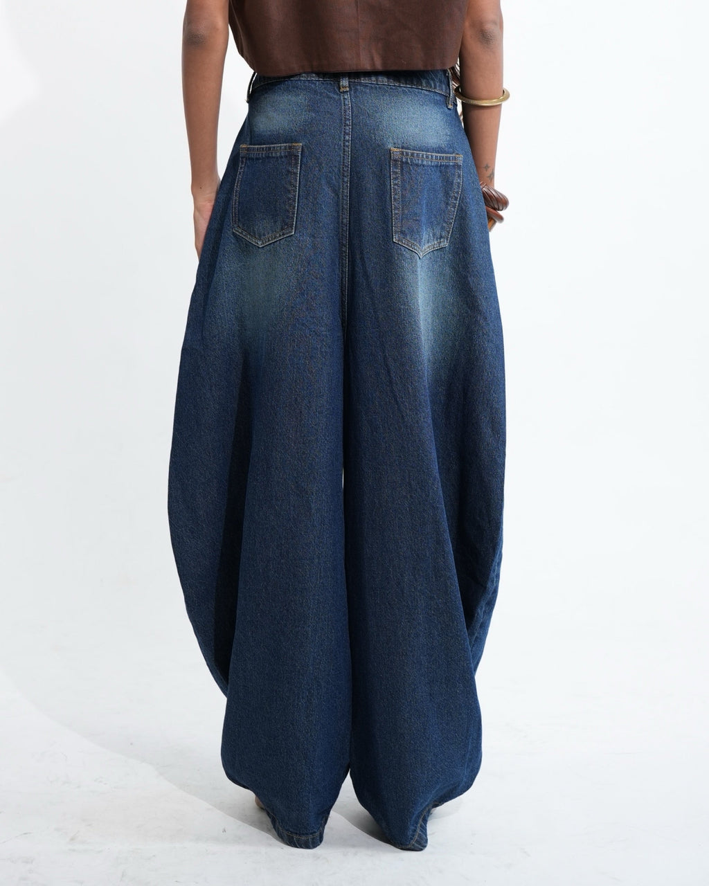 BarrelBloom – High-Rise Barrel Cut Wide-Leg Denim