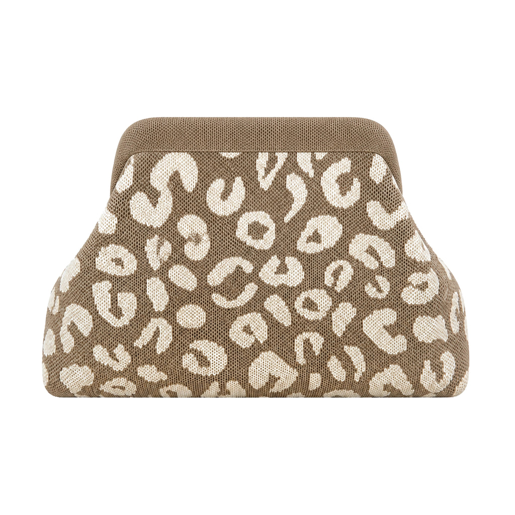 SnapKnit – Snap-Shut Knitted Makeup Bag with Wide Opening