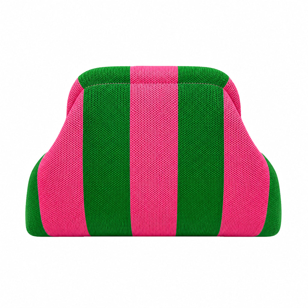 SnapKnit – Snap-Shut Knitted Makeup Bag with Wide Opening